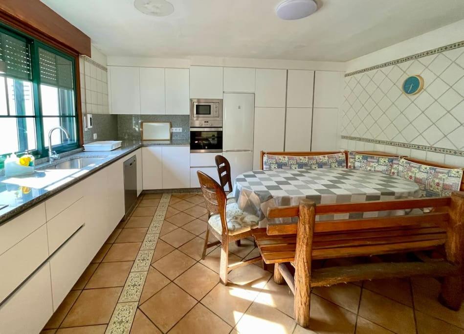 Amplia Casa Familiar Villa Pontevedra Bagian luar foto