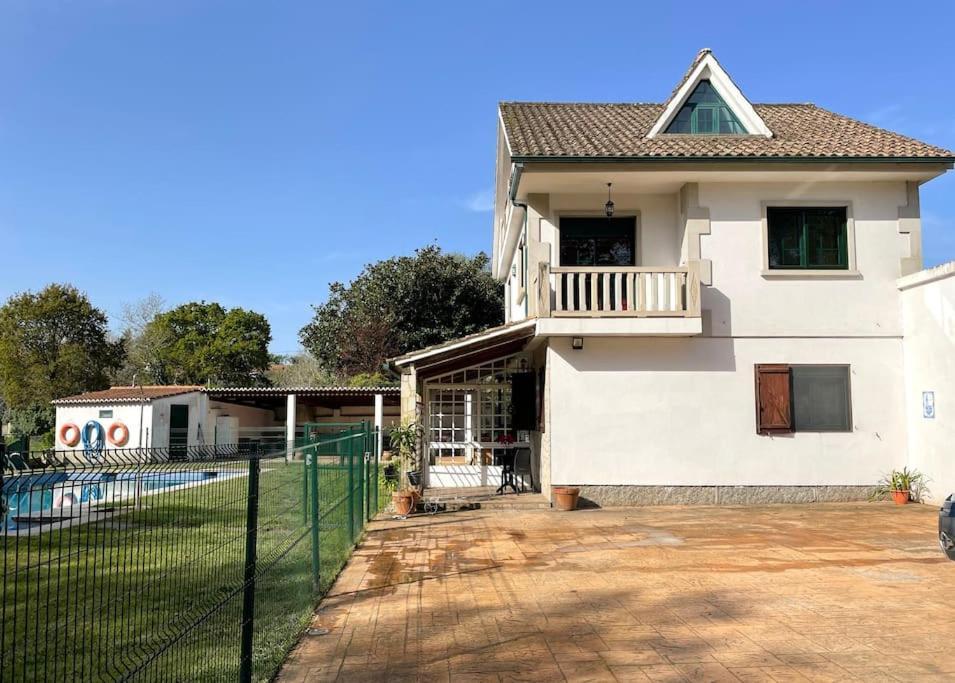 Amplia Casa Familiar Villa Pontevedra Bagian luar foto